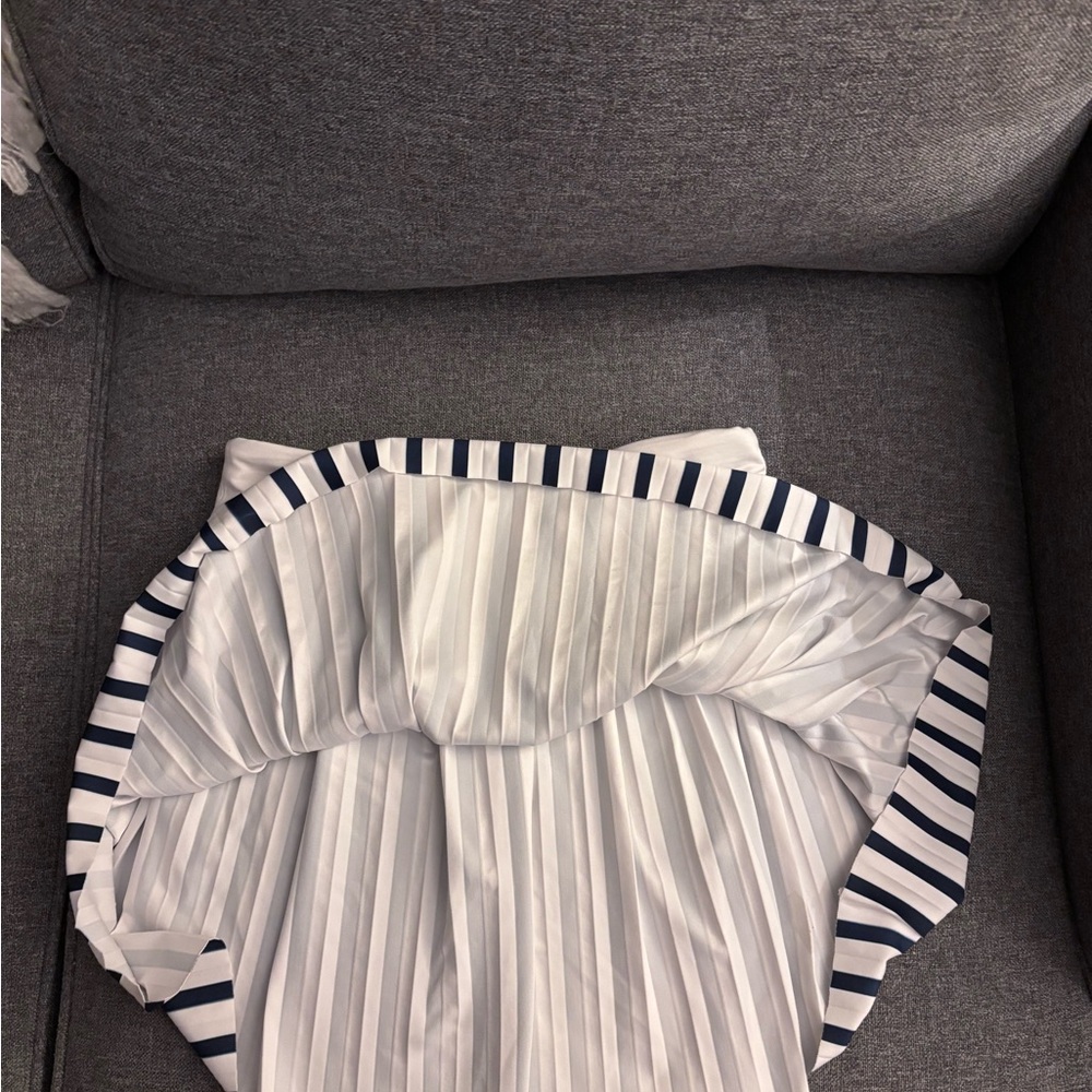 Vineyard Vines Pleated Athletic Skirt - Picture 4 of 4